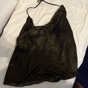 Ladies shimmery camisole.